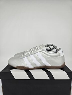 adidas Women's Grand Court Lo JQ9682 Silver Metallic Gum Shoes Size 9.5